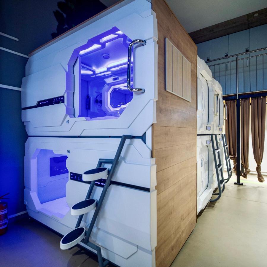 Spacehotel Καρλσρούη Εξωτερικό φωτογραφία